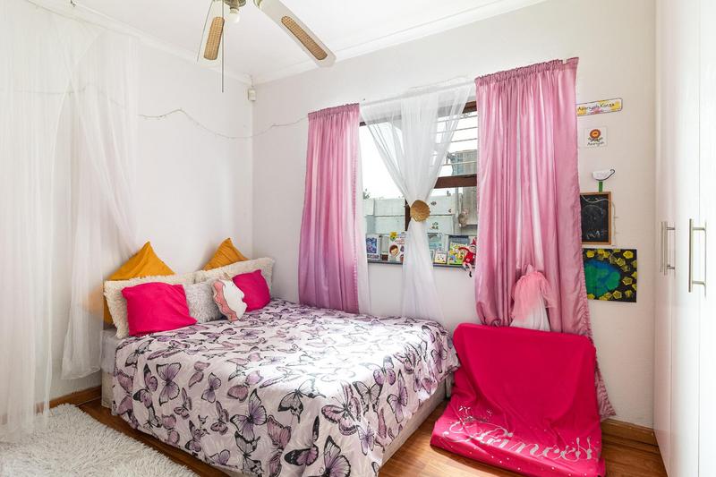 4 Bedroom Property for Sale in Windsor Park Western Cape